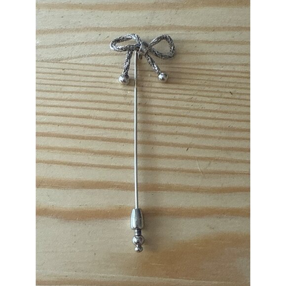 Silver Tone Bow Stick Pin Brooch With Safety Clutch - Picture 1 of 4
